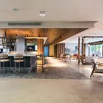 Lei Hotel