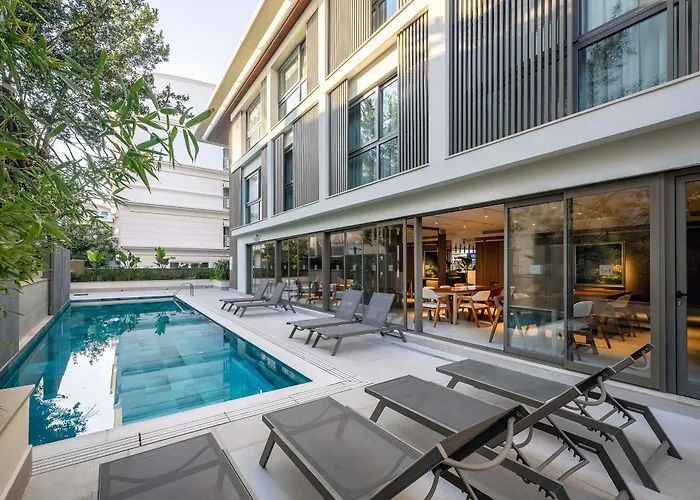Lei Hotel